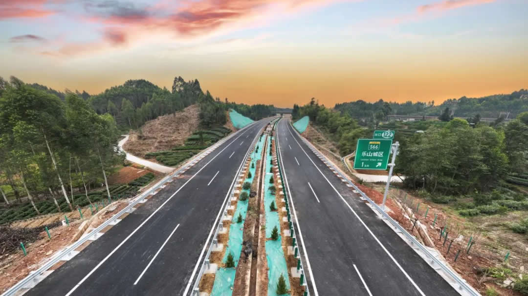 1728888222156205.jpg 1.jpg